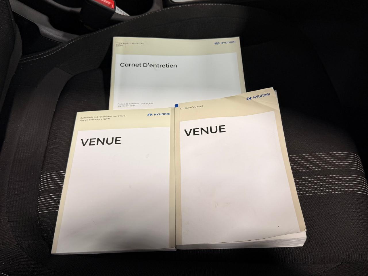 2021 Hyundai Venue PREFERRED+Blind Spot+Camera+Lane Keep Assist Photo