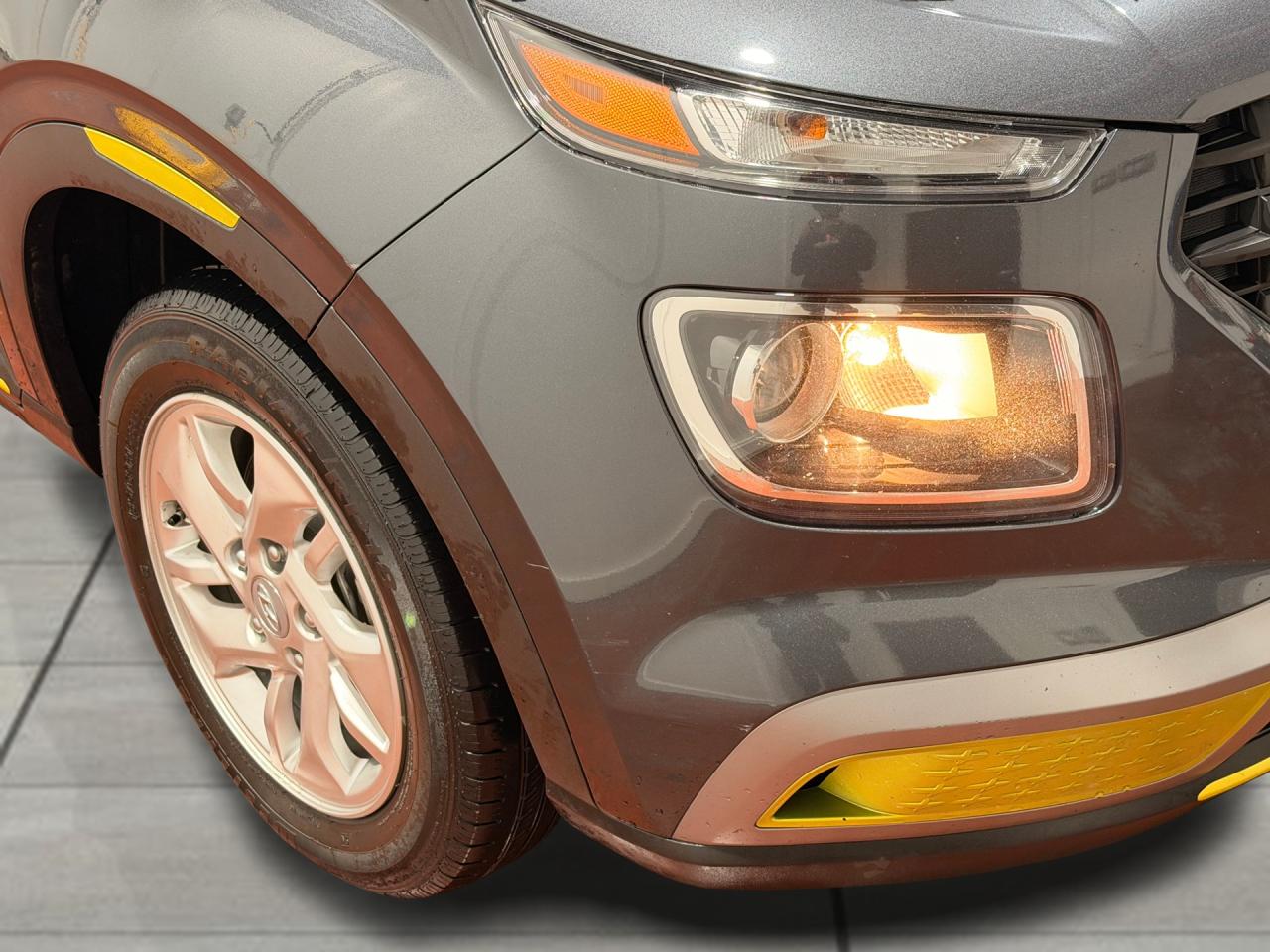 2021 Hyundai Venue PREFERRED+Blind Spot+Camera+Lane Keep Assist Photo