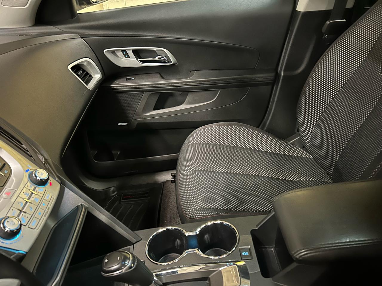 2016 Chevrolet Equinox LT Photo