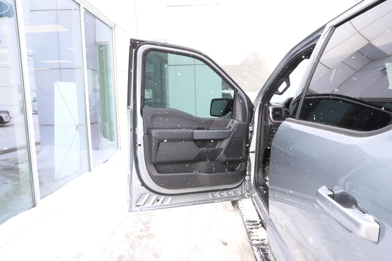 2025 Ford F-150 XLT 4WD SuperCrew 5.5' Box Photo