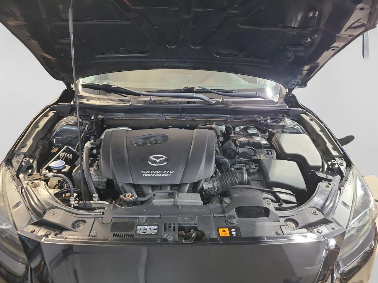 2017 Mazda MAZDA3 GX - Photo #19