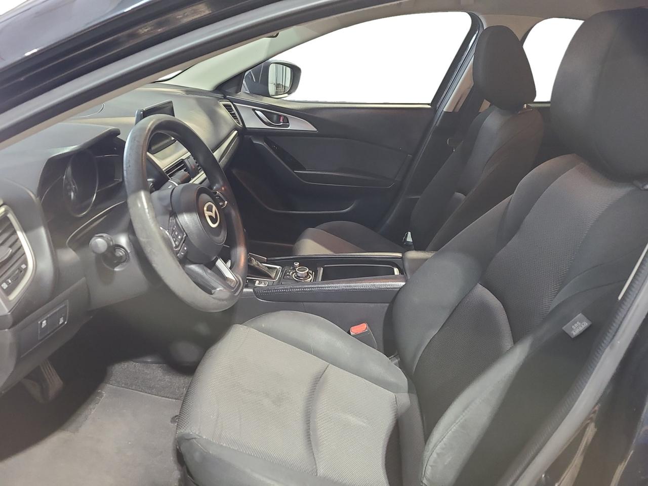 2017 Mazda MAZDA3 GX - Photo #10