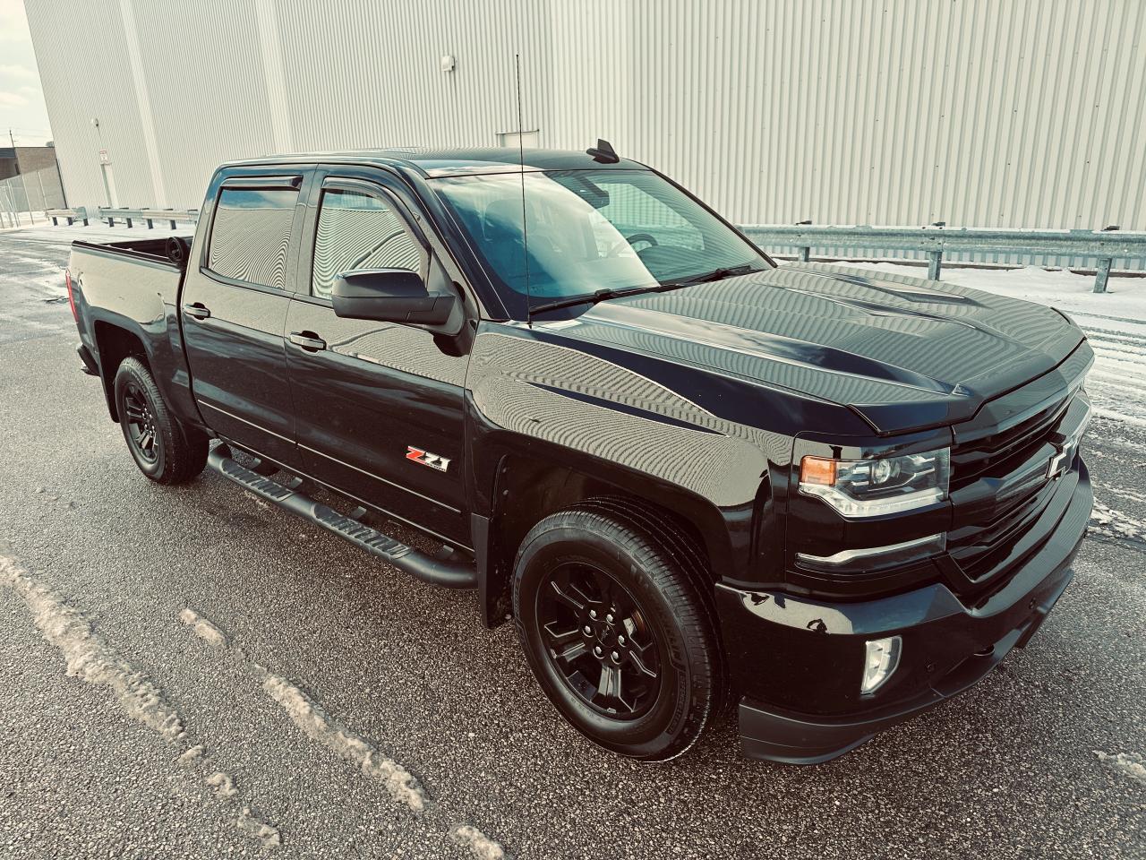 2018 Chevrolet Silverado 1500 4WD Crew Cab LTZ -Z 71 Triple Black Photo0