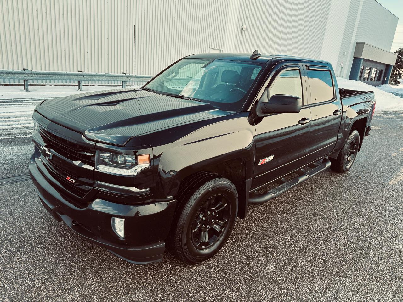 2018 Chevrolet Silverado 1500 4WD Crew Cab LTZ -Z 71 Triple Black Photo2