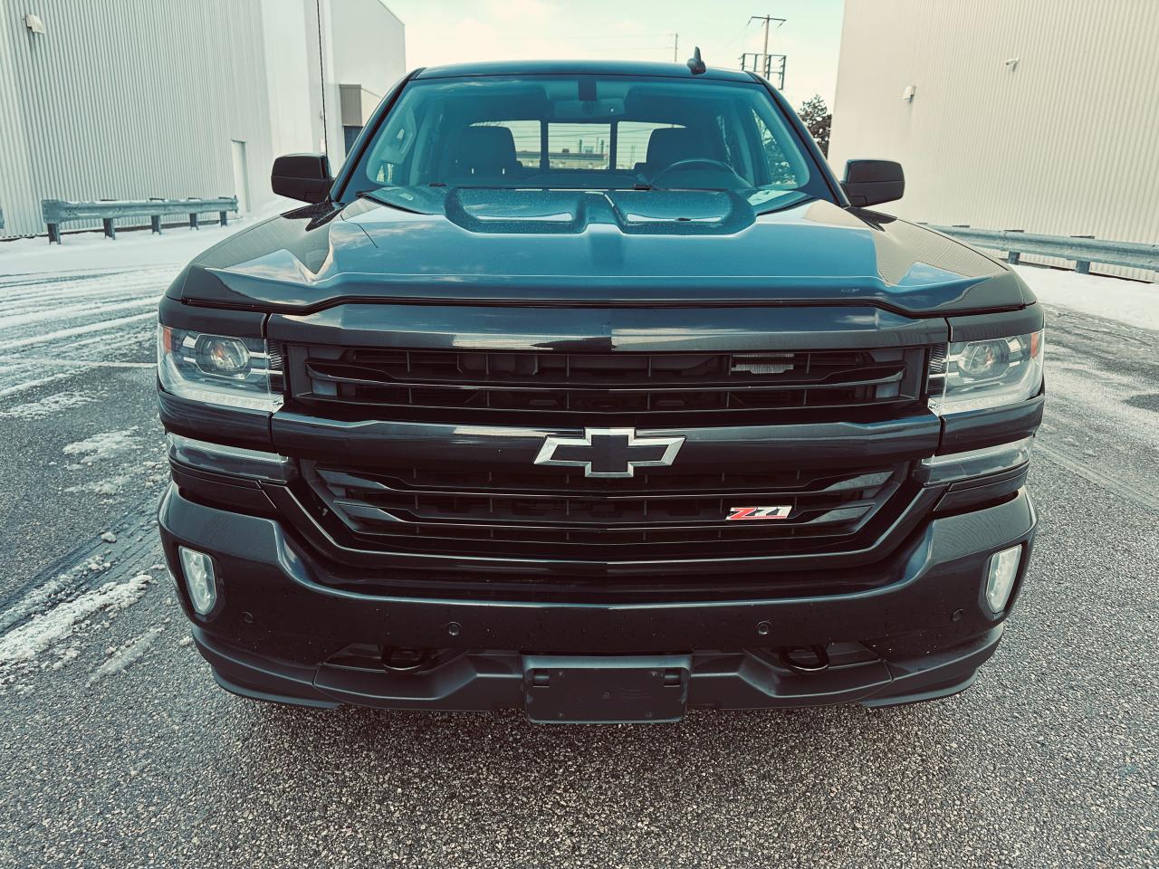 2018 Chevrolet Silverado 1500 4WD Crew Cab LTZ -Z 71 Triple Black Photo