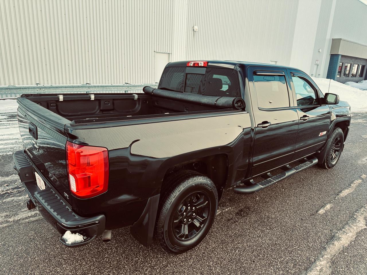 2018 Chevrolet Silverado 1500 4WD Crew Cab LTZ -Z 71 Triple Black Photo4