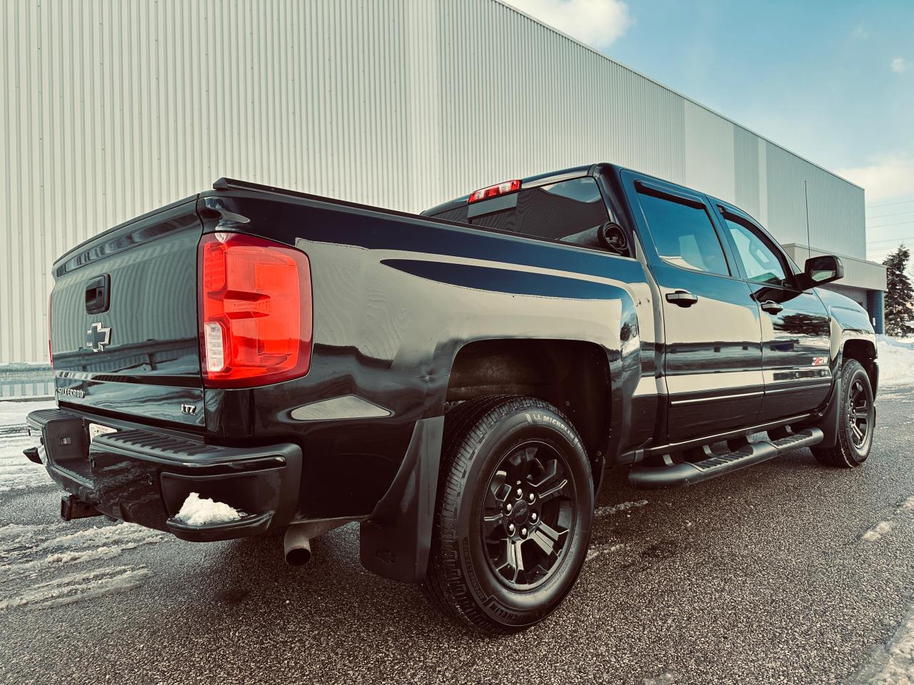 2018 Chevrolet Silverado 1500 4WD Crew Cab LTZ -Z 71 Triple Black Photo