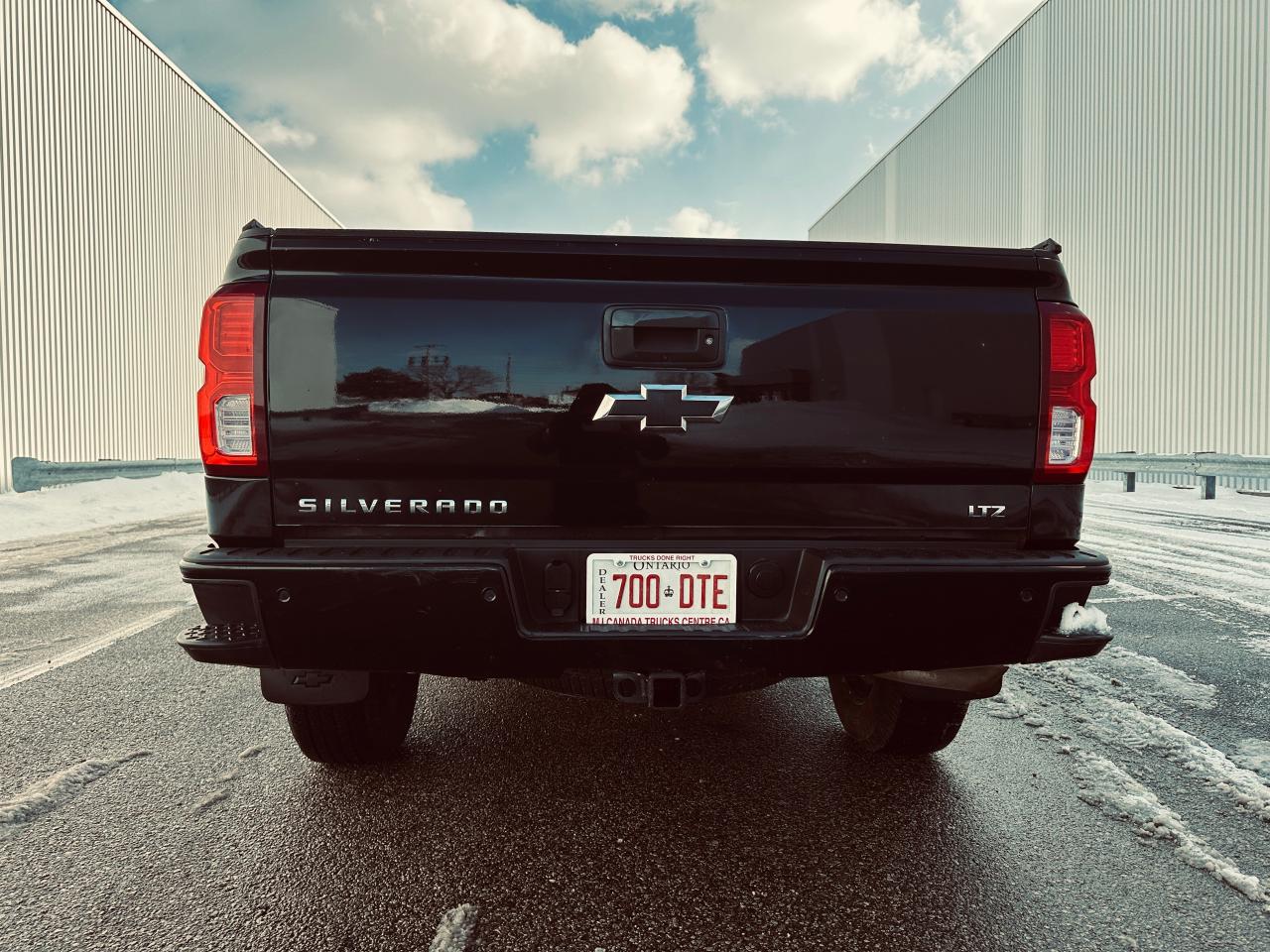 2018 Chevrolet Silverado 1500 4WD Crew Cab LTZ -Z 71 Triple Black Photo