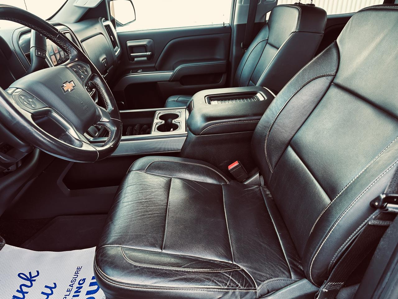 2018 Chevrolet Silverado 1500 4WD Crew Cab LTZ -Z 71 Triple Black Photo