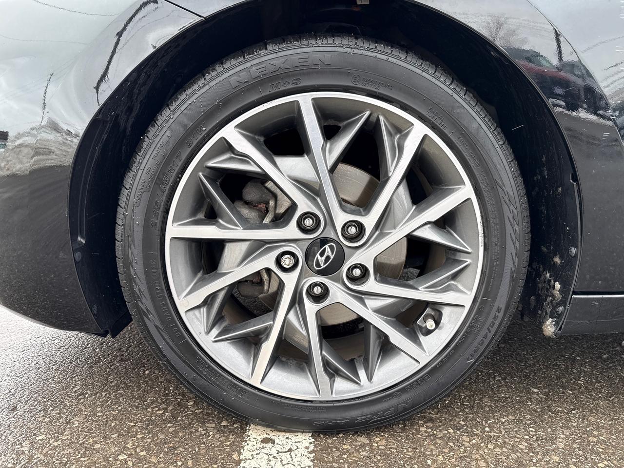 2020 Hyundai Elantra Ultimate Photo