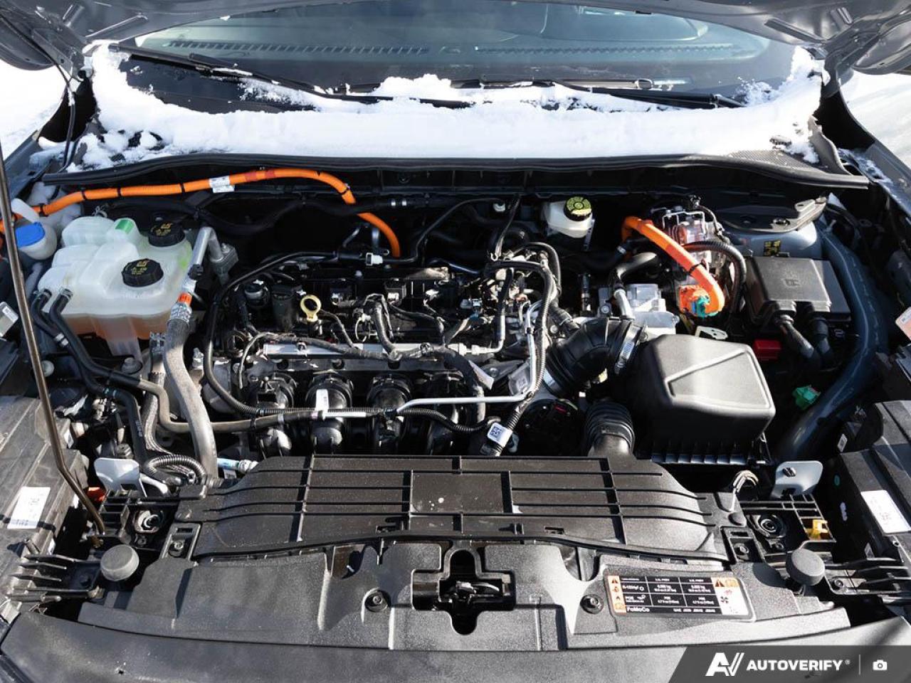 2023 Ford Escape Platinum 600A | CLASS II TRAILER TOW PACKAGE | PREMIUM TECH Photo