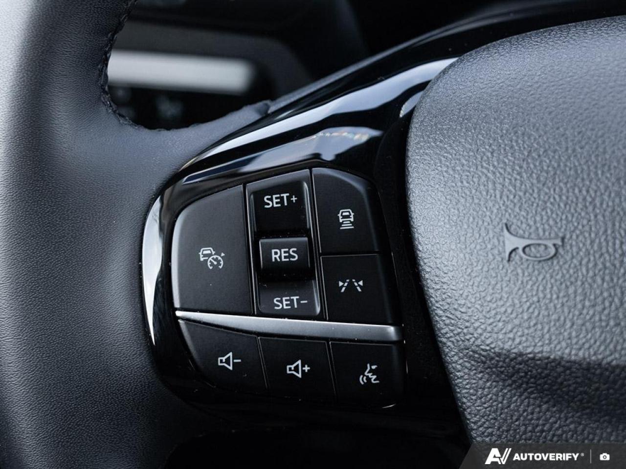 2023 Ford Escape Platinum 600A | CLASS II TRAILER TOW PACKAGE | PREMIUM TECH Photo