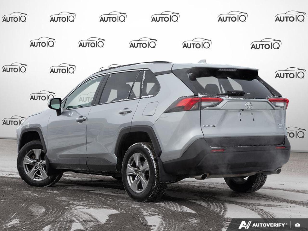 2022 Toyota RAV4 XLE FRONT DUAL A/C | KEYLESS ENTRUY | POWER MOONROOF | Photo3