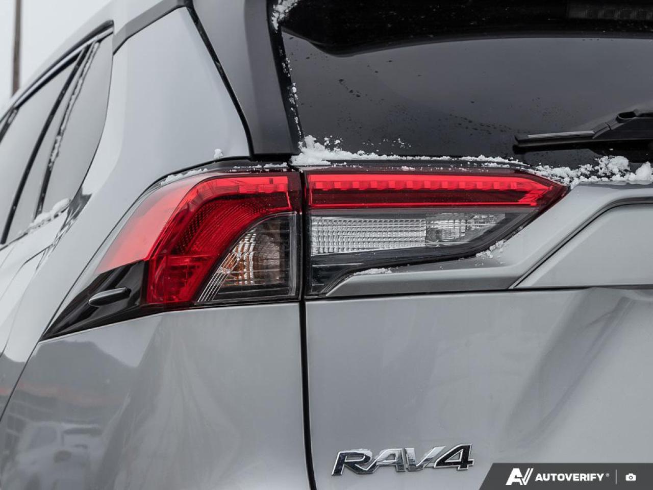 2022 Toyota RAV4 XLE FRONT DUAL A/C | KEYLESS ENTRUY | POWER MOONROOF | Photo