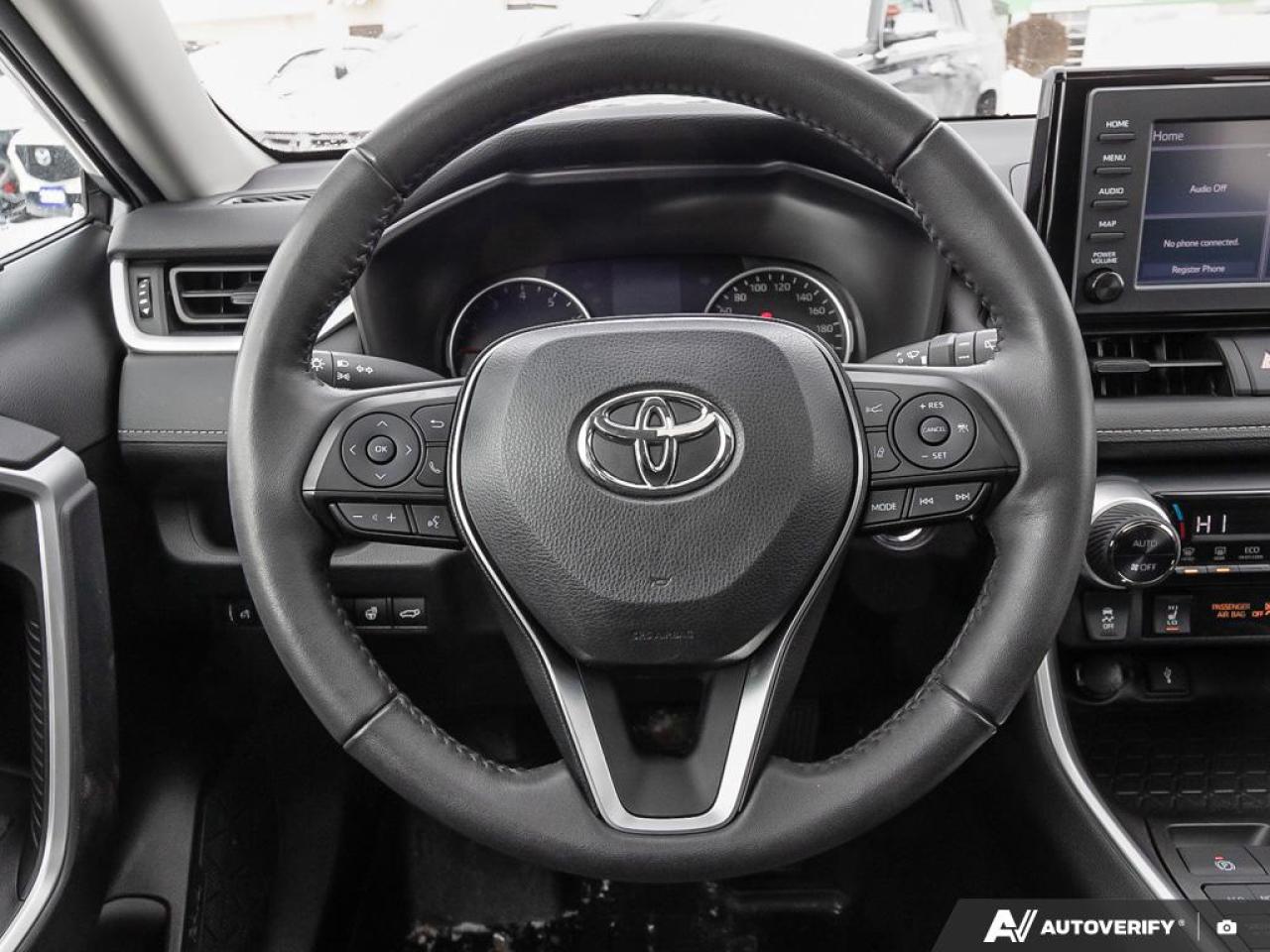 2022 Toyota RAV4 XLE FRONT DUAL A/C | KEYLESS ENTRUY | POWER MOONROOF | Photo