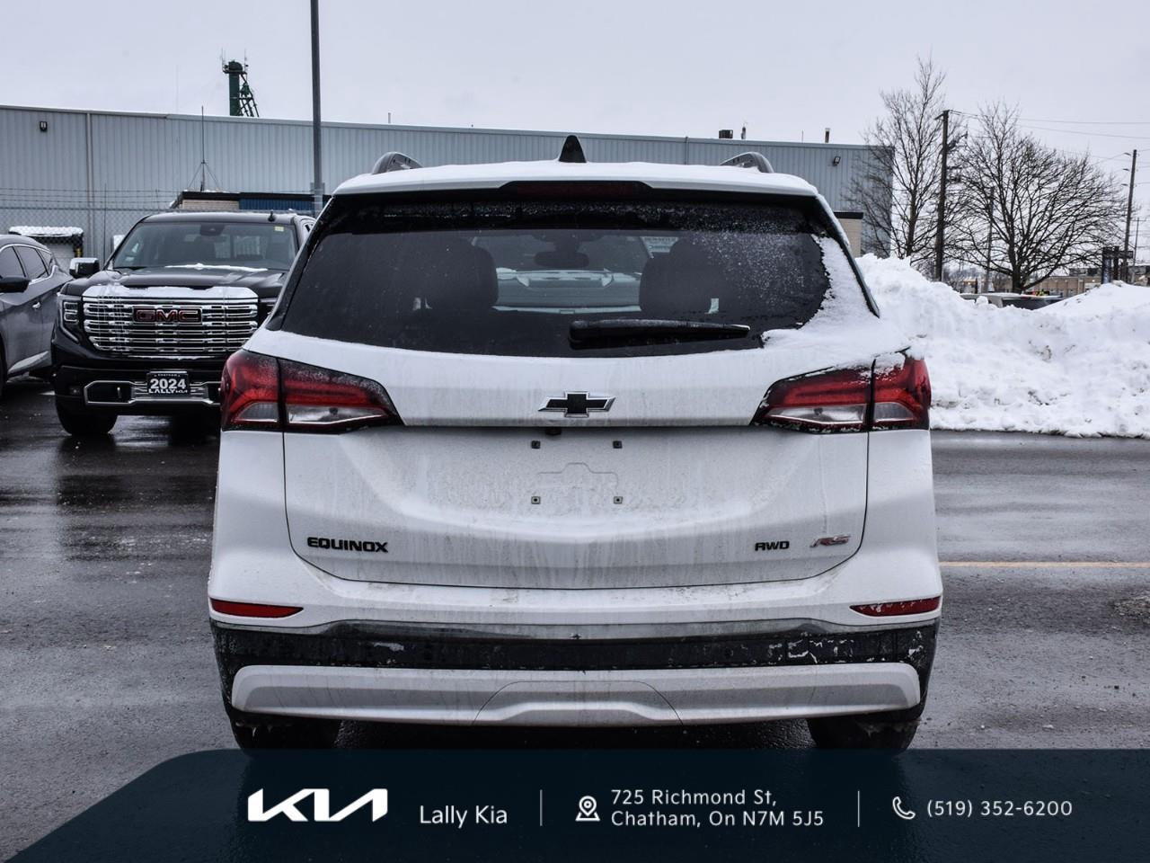 2023 Chevrolet Equinox RS New Arrival | Low KMs | Clean CarFax | Heated Seats Photo