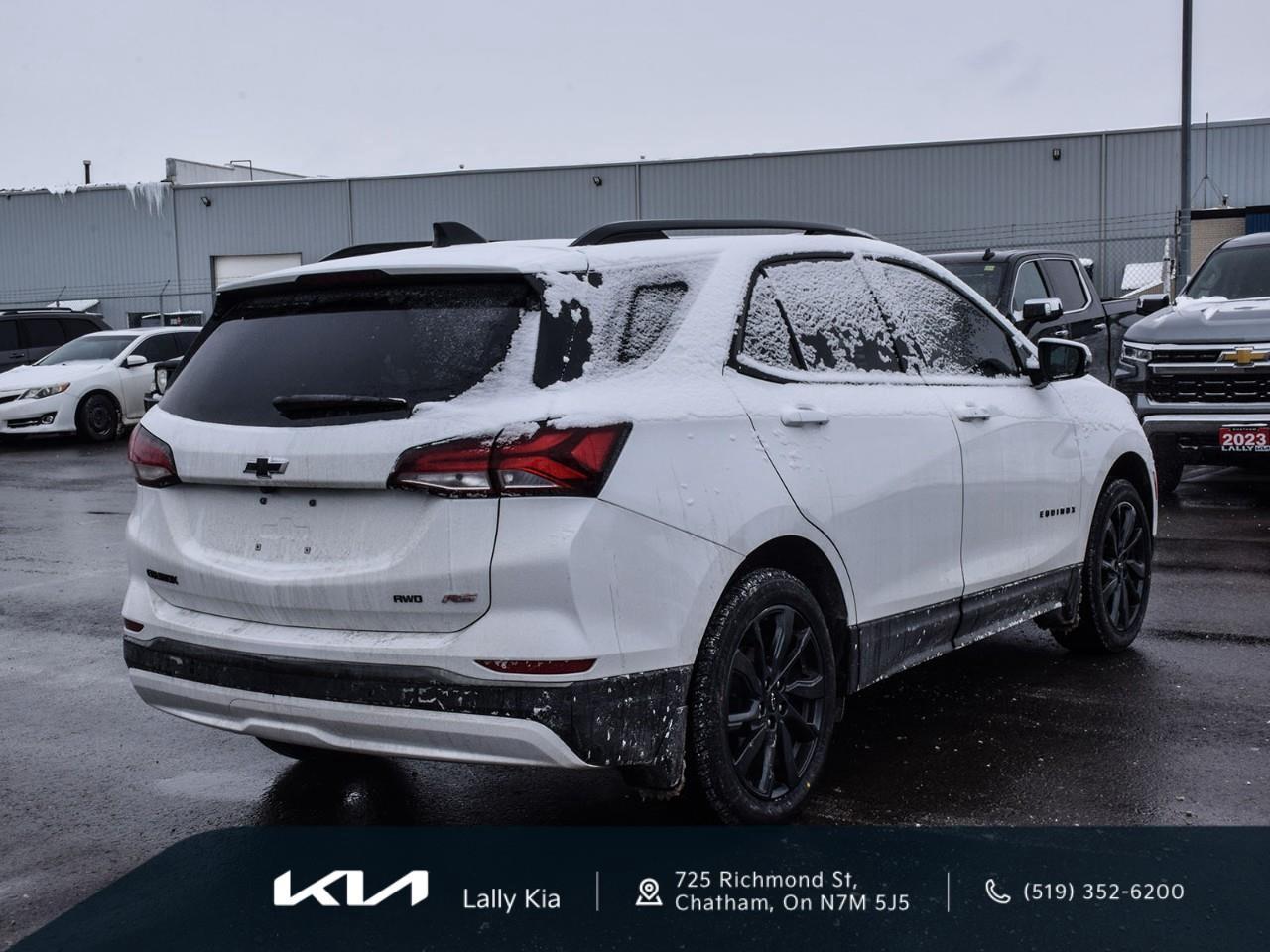 2023 Chevrolet Equinox RS New Arrival | Low KMs | Clean CarFax | Heated Seats Photo