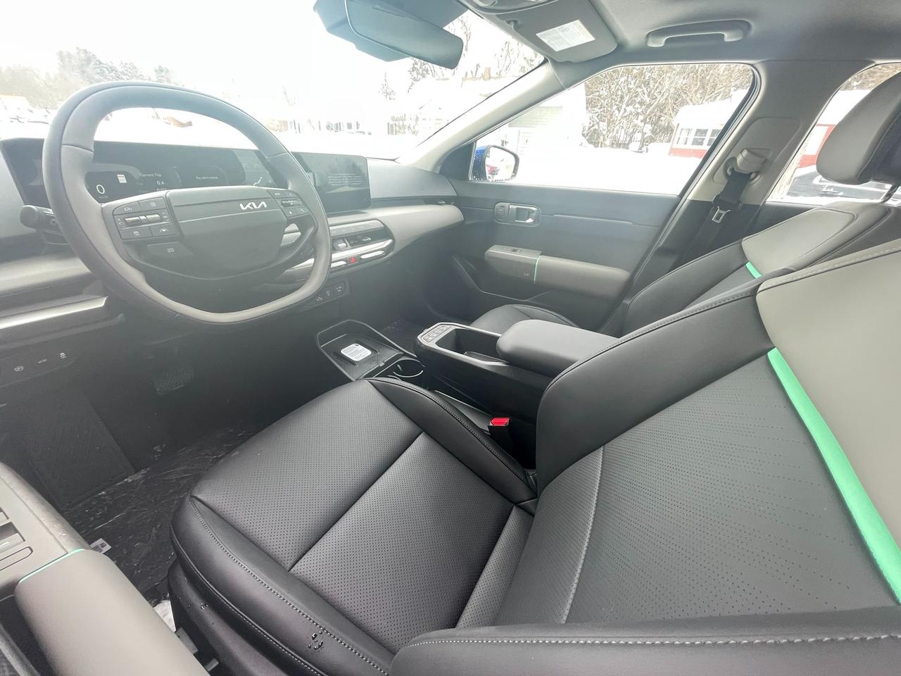 2026 Kia EV4 WIND PREMIUM Photo