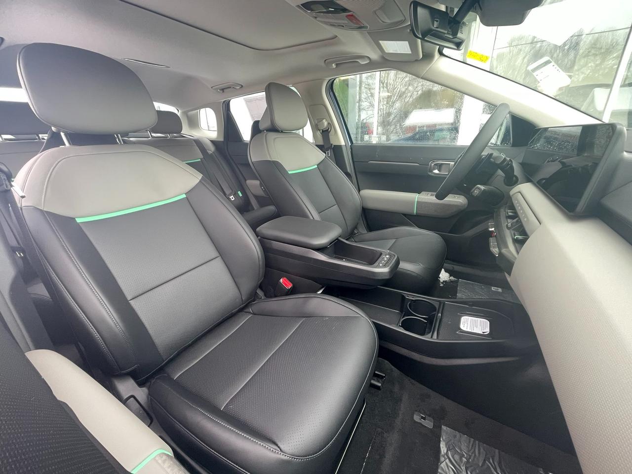 2026 Kia EV4 WIND PREMIUM Photo