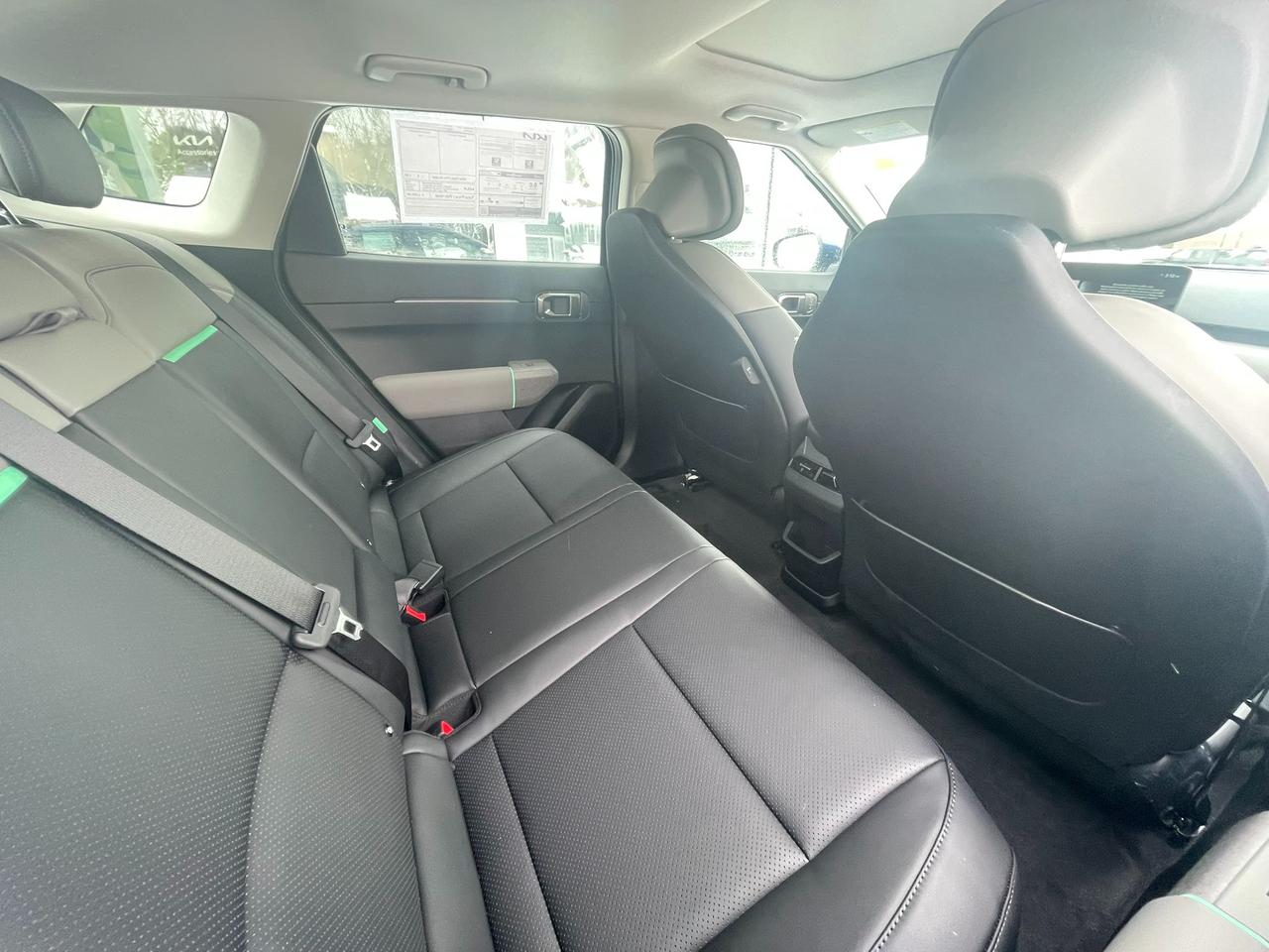 2026 Kia EV4 WIND PREMIUM Photo