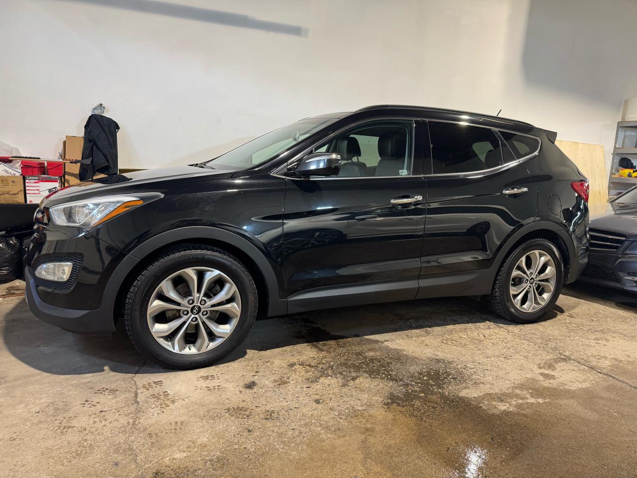 2016 Hyundai Santa Fe Sport Limited Adventure Edition Photo