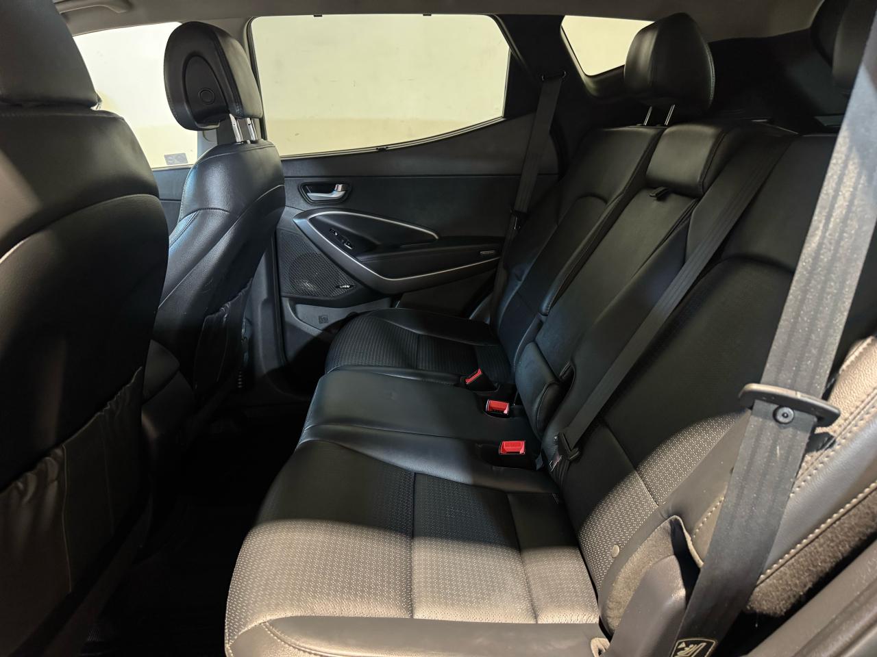 2016 Hyundai Santa Fe Sport Limited Adventure Edition Photo