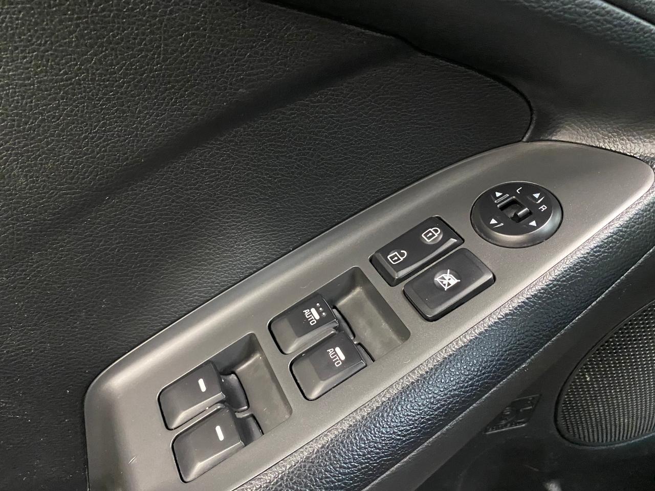 2017 Kia Forte LX+Camera+Heated Seats+ApplePlay+CLEAN CARFAX Photo115