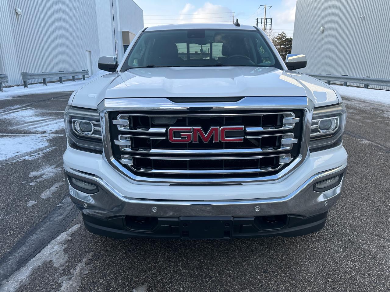 2016 GMC Sierra 1500 4WD Crew Cab SLT Z 71 Full Jam Photo2