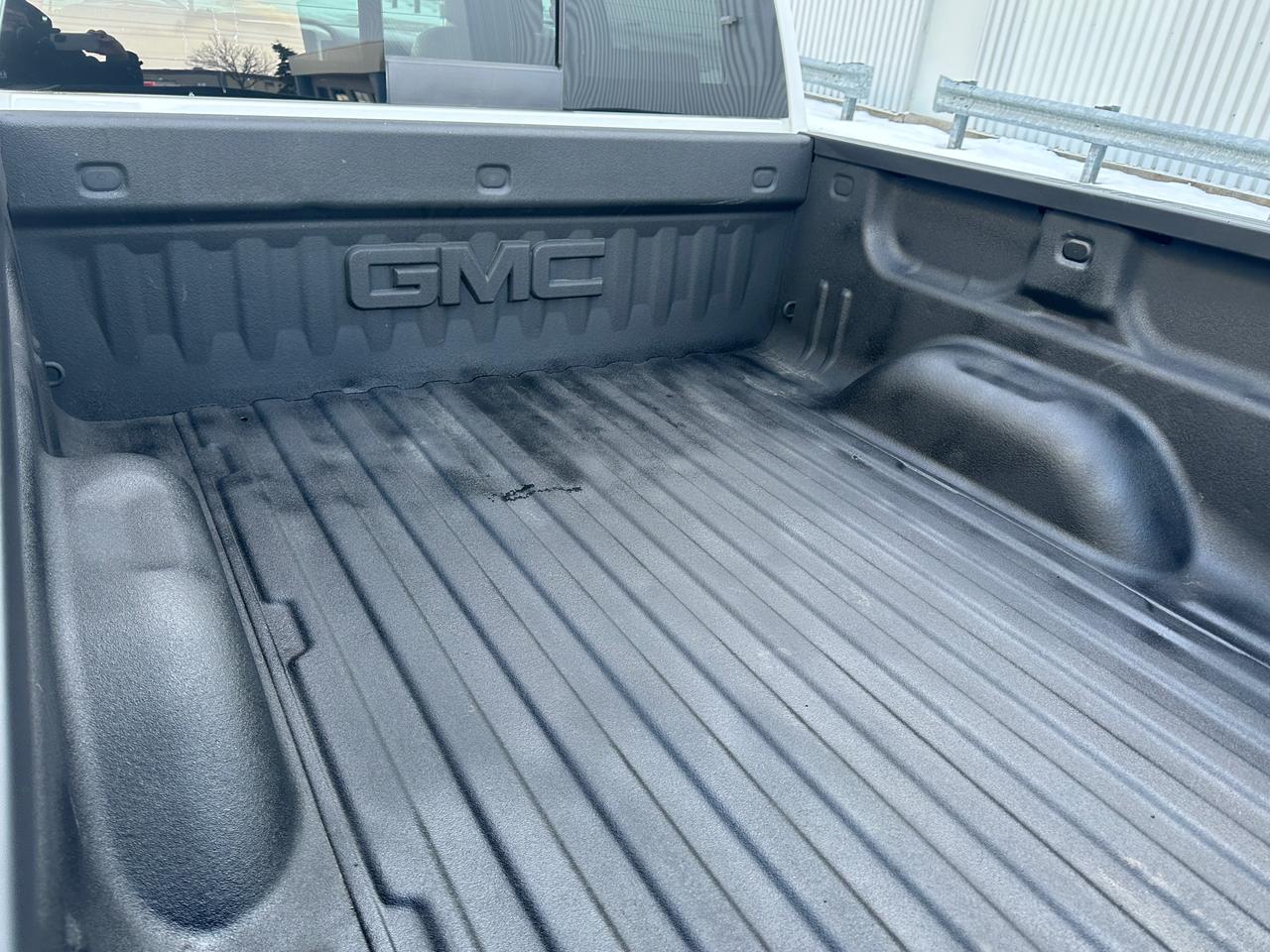 2016 GMC Sierra 1500 4WD Crew Cab SLT Z 71 Full Jam ( SOLD UNIT ) Photo