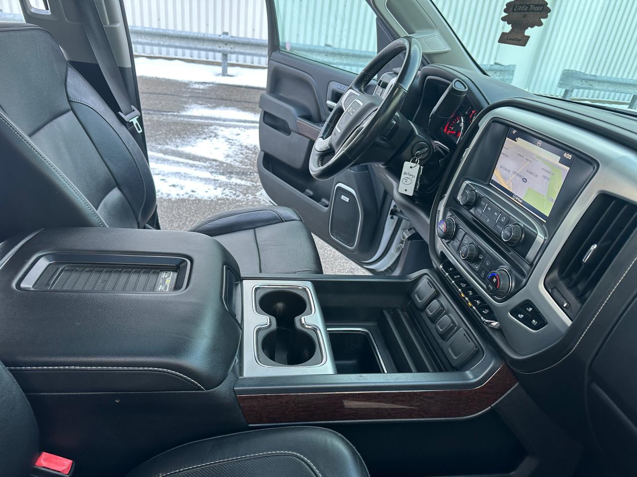 2016 GMC Sierra 1500 4WD Crew Cab SLT Z 71 Full Jam ( SOLD UNIT ) Photo