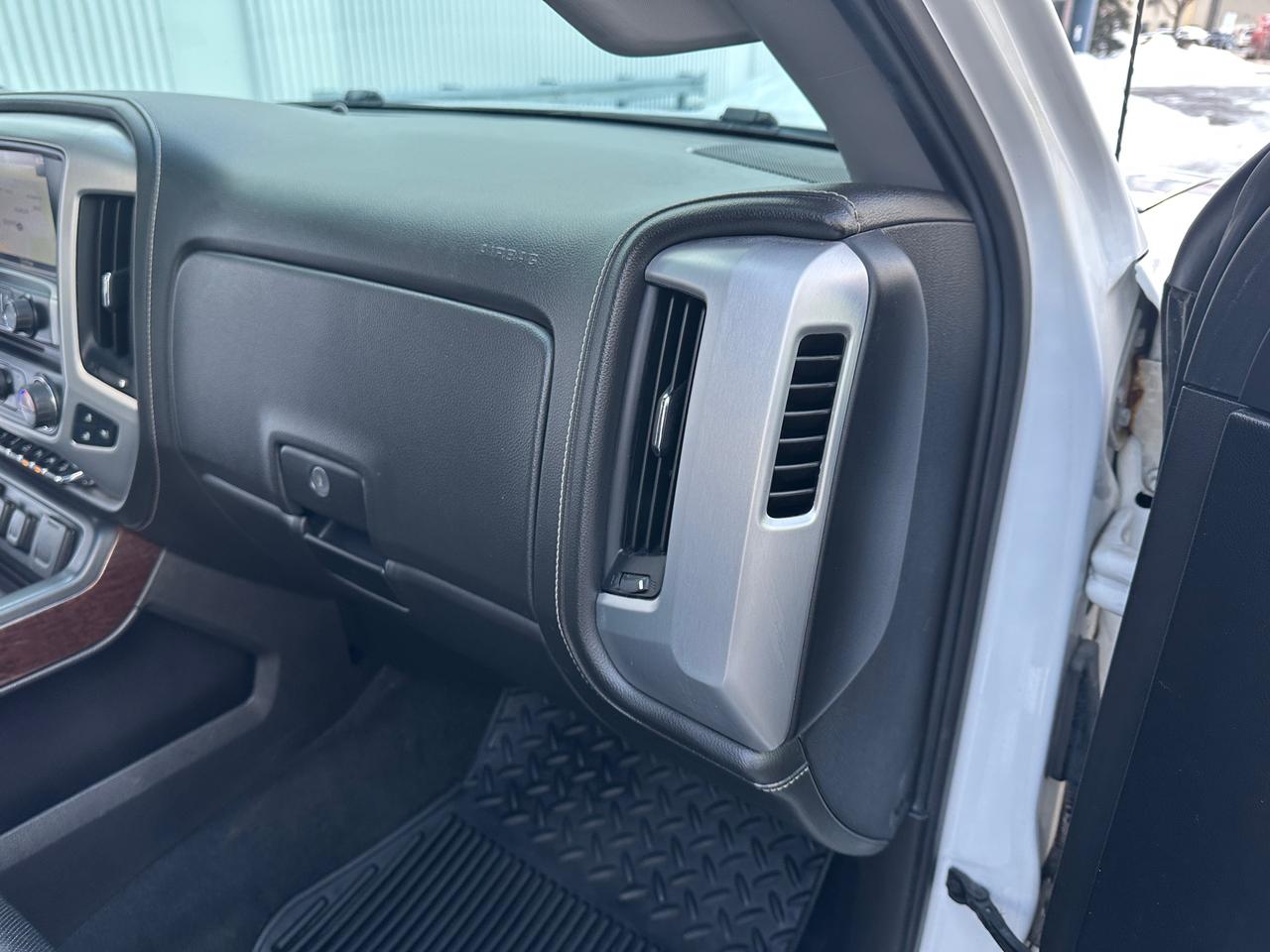 2016 GMC Sierra 1500 4WD Crew Cab SLT Z 71 Full Jam ( SOLD UNIT ) Photo