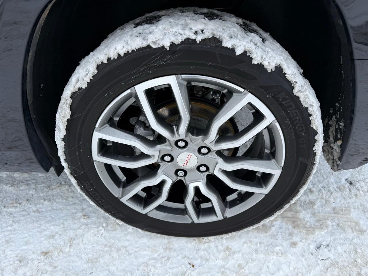 2024 GMC Terrain Denali 4dr All-Wheel Drive Photo