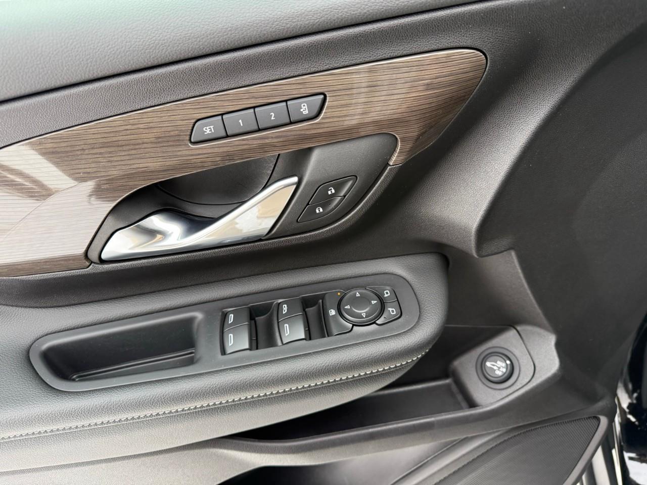 2024 GMC Terrain Denali 4dr All-Wheel Drive Photo