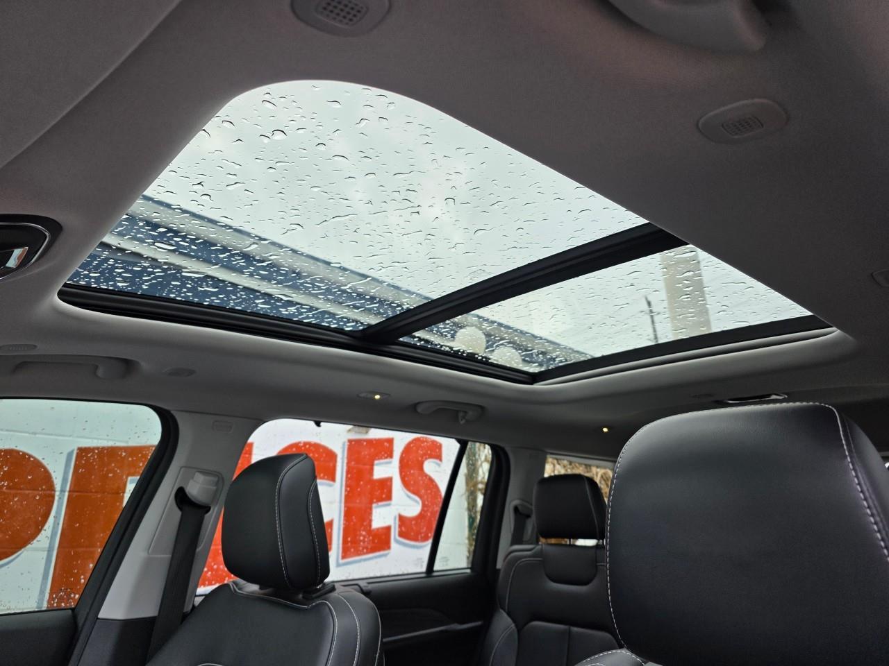 2024 Jeep Grand Cherokee L Limited 4dr 4x4 Photo