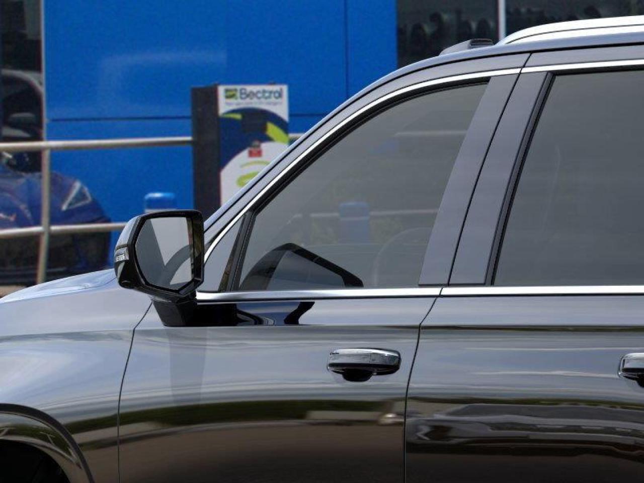 2026 Cadillac Escalade ESV Luxury 4dr 4x4 Photo