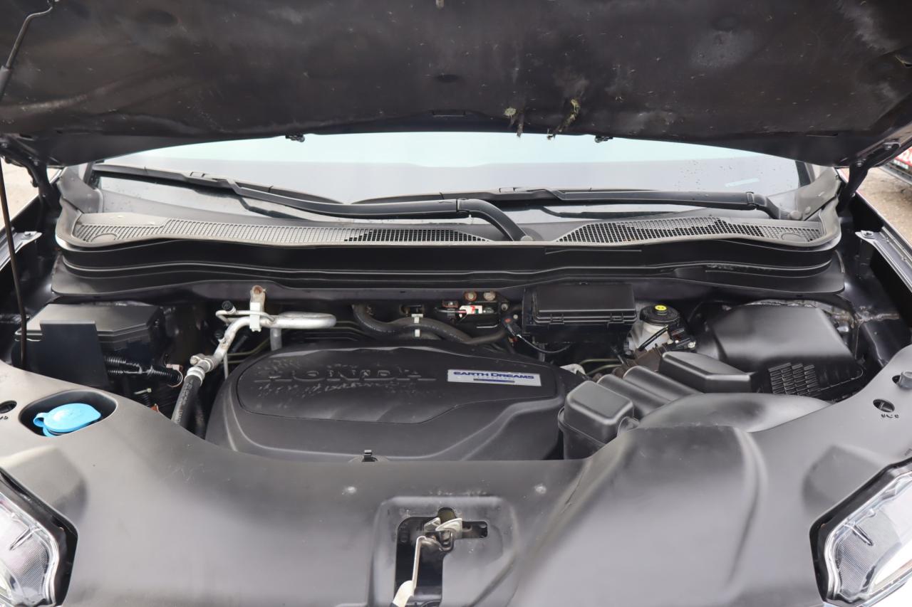 2019 Honda Pilot Touring 7P (A9) 4dr All-Wheel Drive Photo