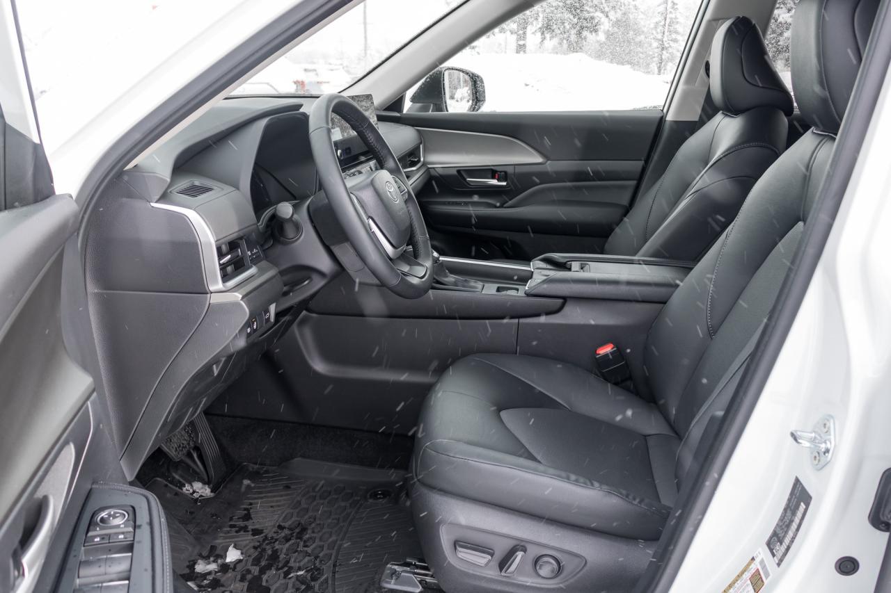 2025 Toyota Grand Highlander Hybrid XLE 4dr All-Wheel Drive Photo