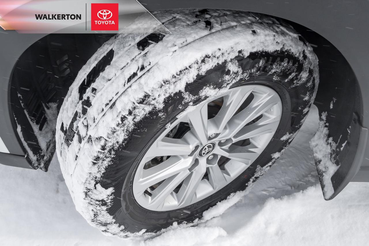 2025 Toyota Grand Highlander Hybrid XLE 4dr All-Wheel Drive Photo4