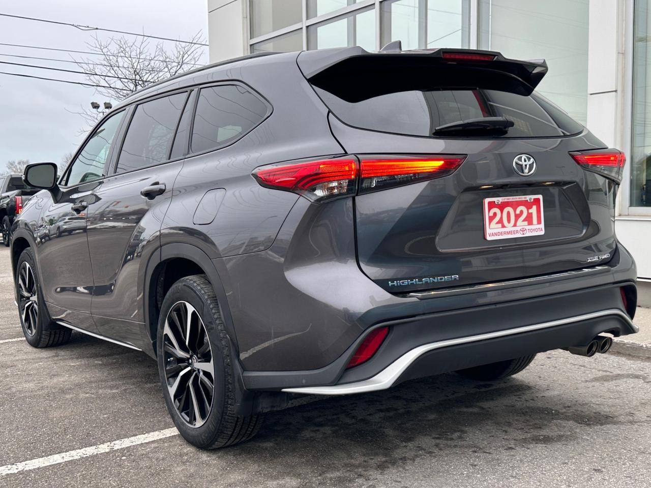 2021 Toyota Highlander XSE 4dr All-Wheel Drive Photo