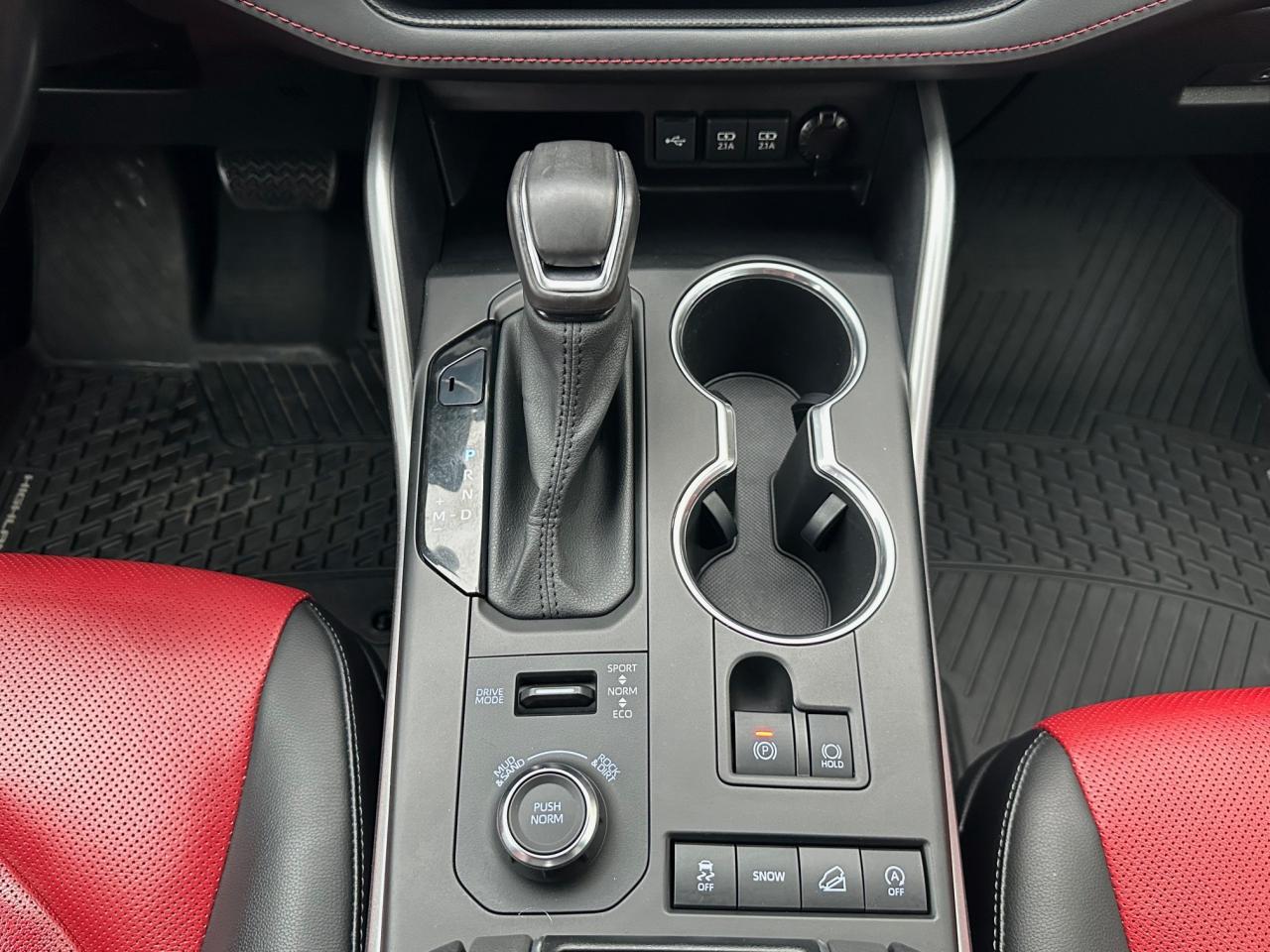 2021 Toyota Highlander XSE 4dr All-Wheel Drive Photo