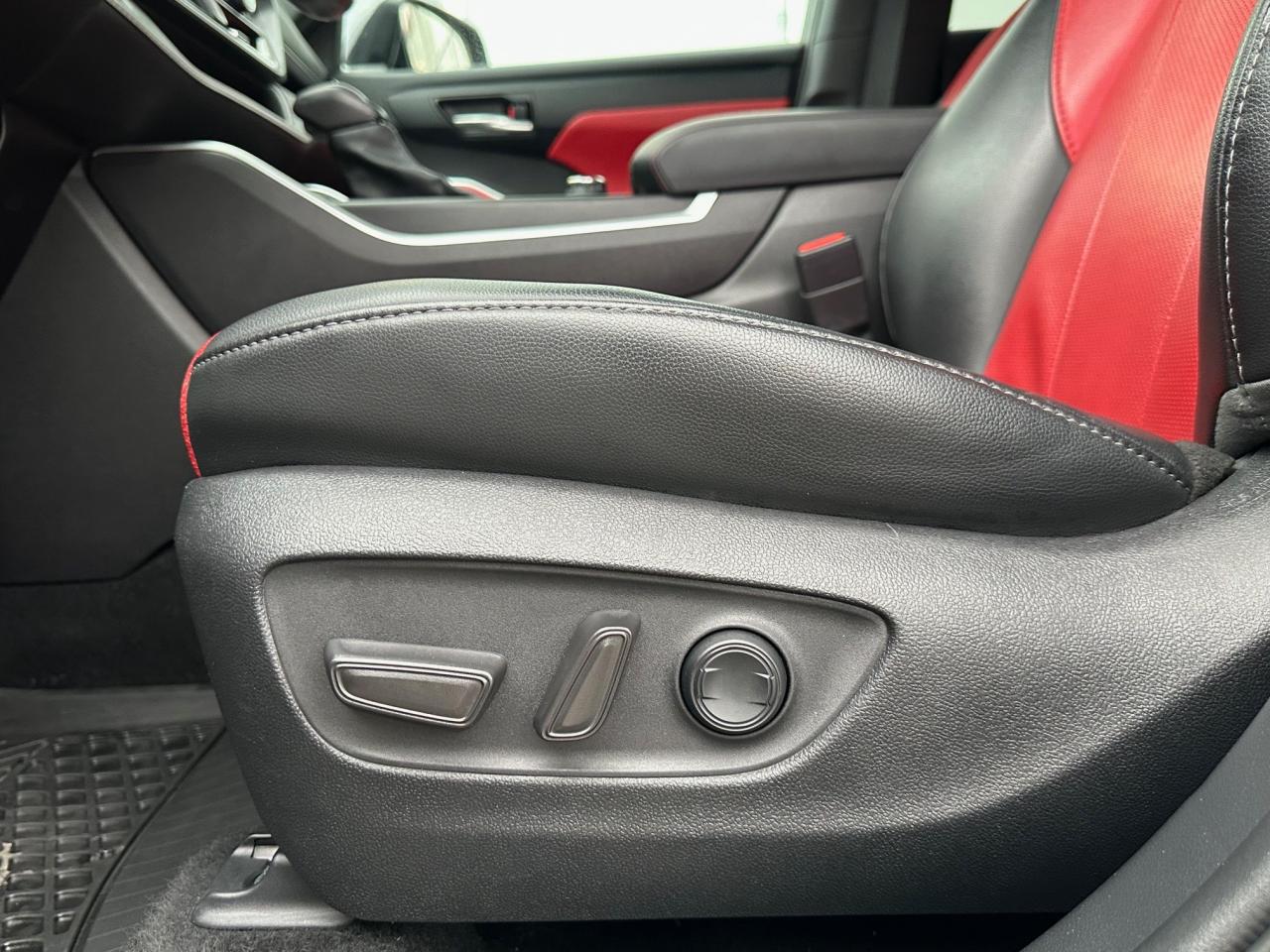 2021 Toyota Highlander XSE 4dr All-Wheel Drive Photo