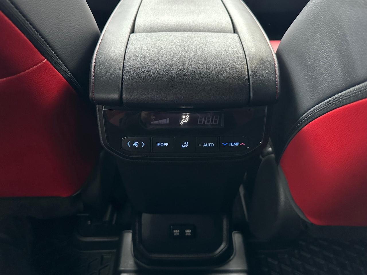 2021 Toyota Highlander XSE 4dr All-Wheel Drive Photo