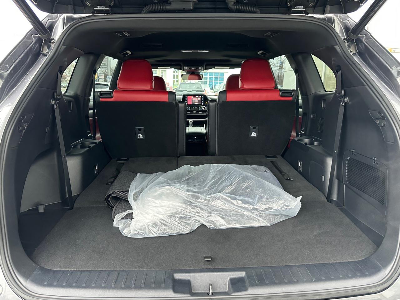 2021 Toyota Highlander XSE 4dr All-Wheel Drive Photo