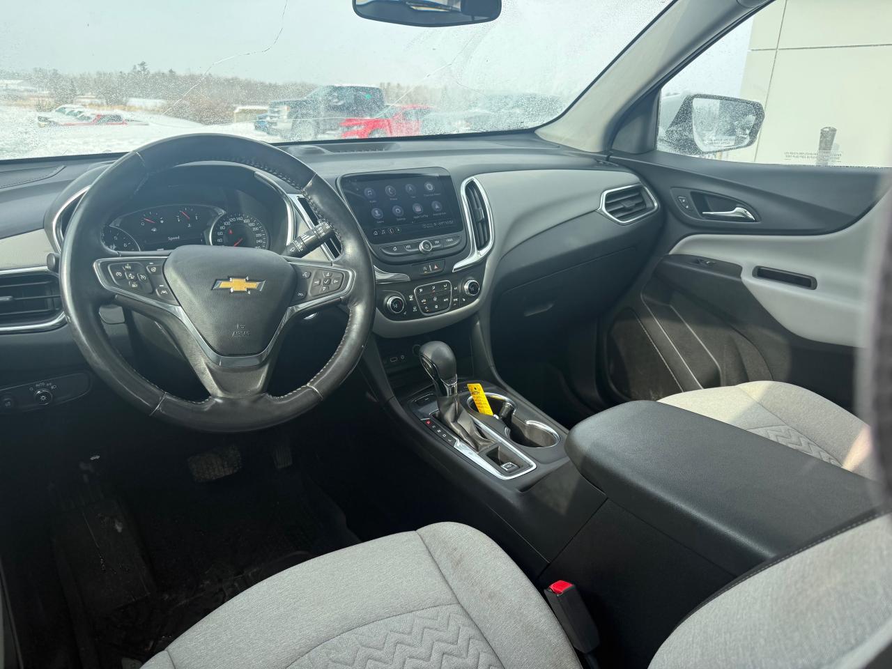 2022 Chevrolet Equinox LT w/1LT All-Wheel Drive Photo