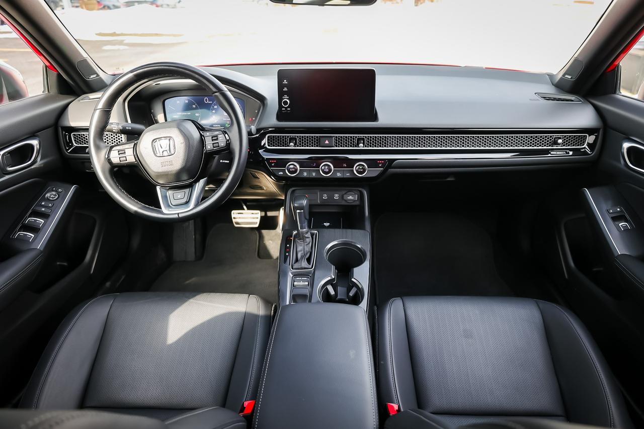 2025 Honda Civic Hybrid Sport Touring 4dr Sedan Photo