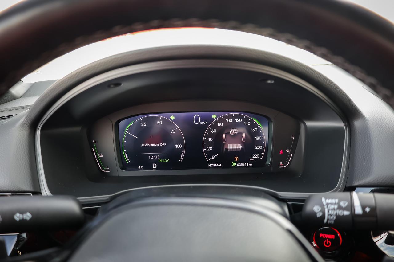 2025 Honda Civic Hybrid Sport Touring 4dr Sedan Photo