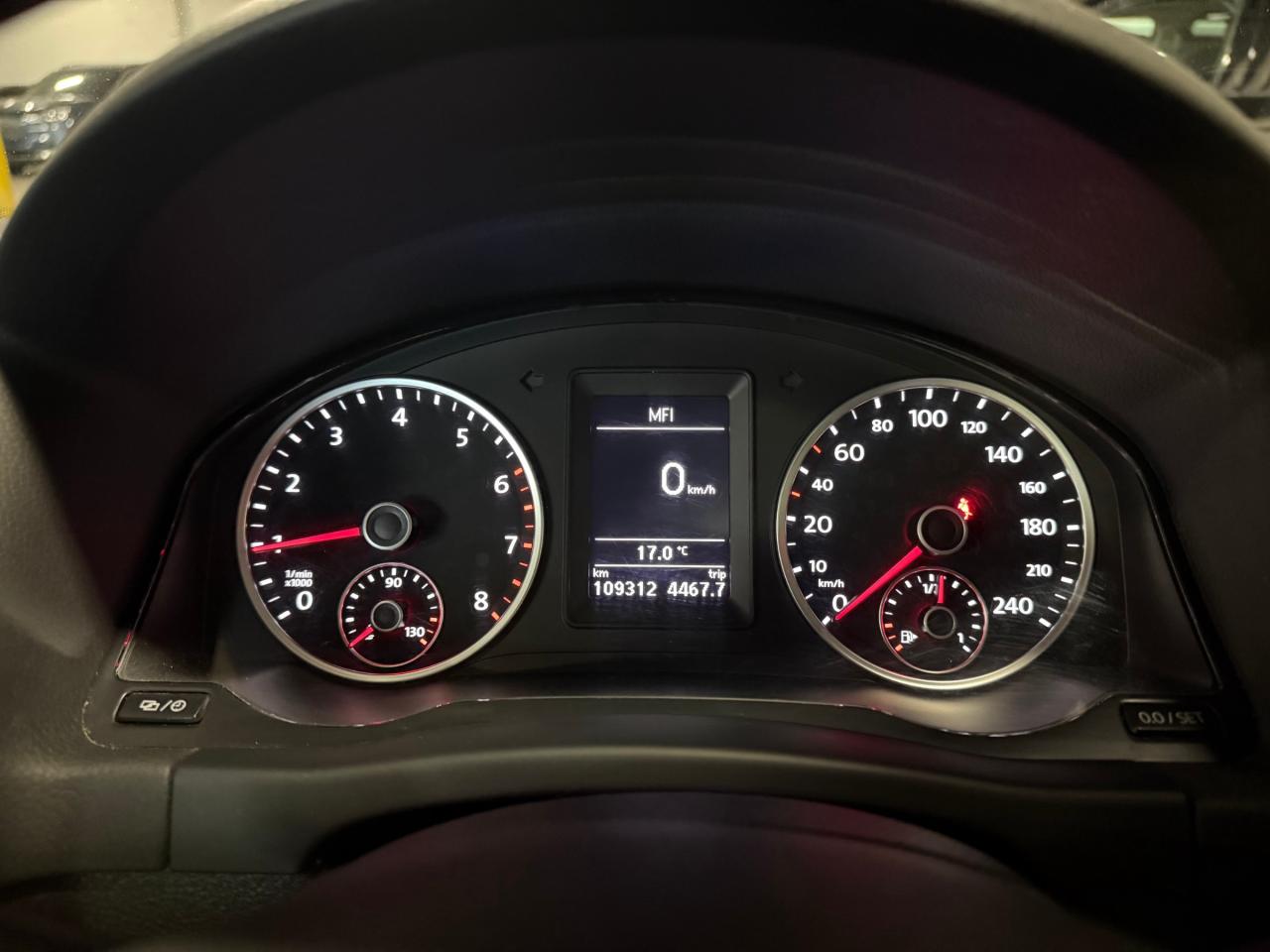 2017 Volkswagen Tiguan Comfortline 4dr All-wheel Drive 4MOTION Photo