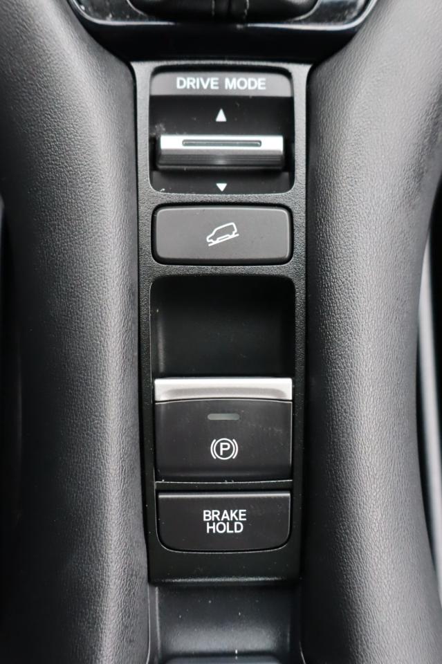 2024 Honda HR-V LX-B 4dr All-Wheel Drive Photo