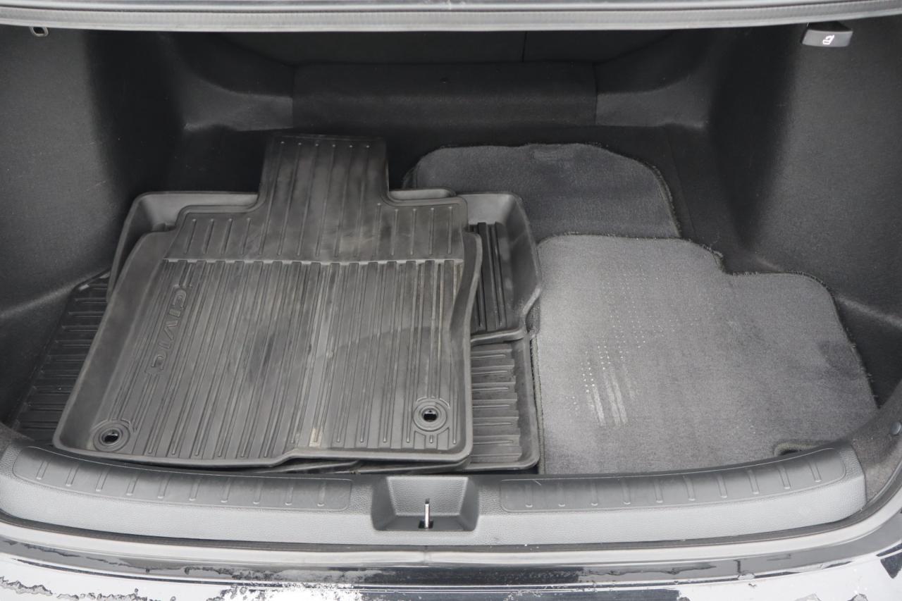 2023 Honda Civic LX-B 4dr Sedan Photo