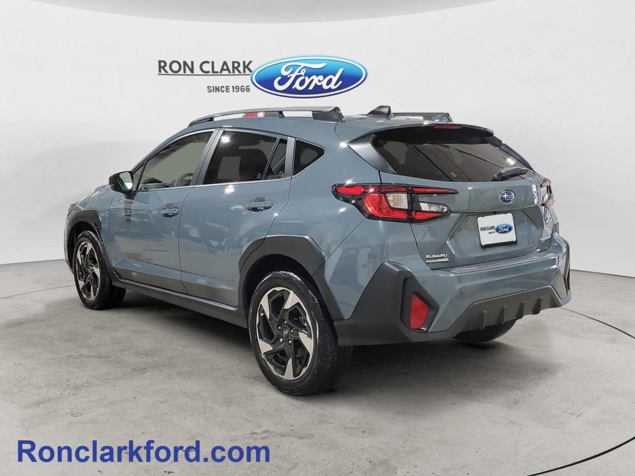 2024 Subaru Crosstrek Limited 4dr All-Wheel Drive Photo4